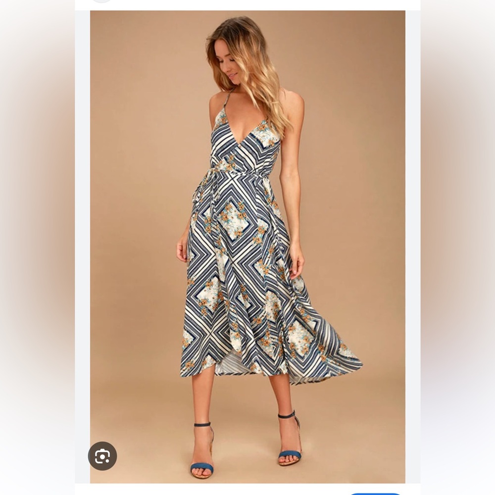 LuLu’s Oniel beautiful wrap dress size M